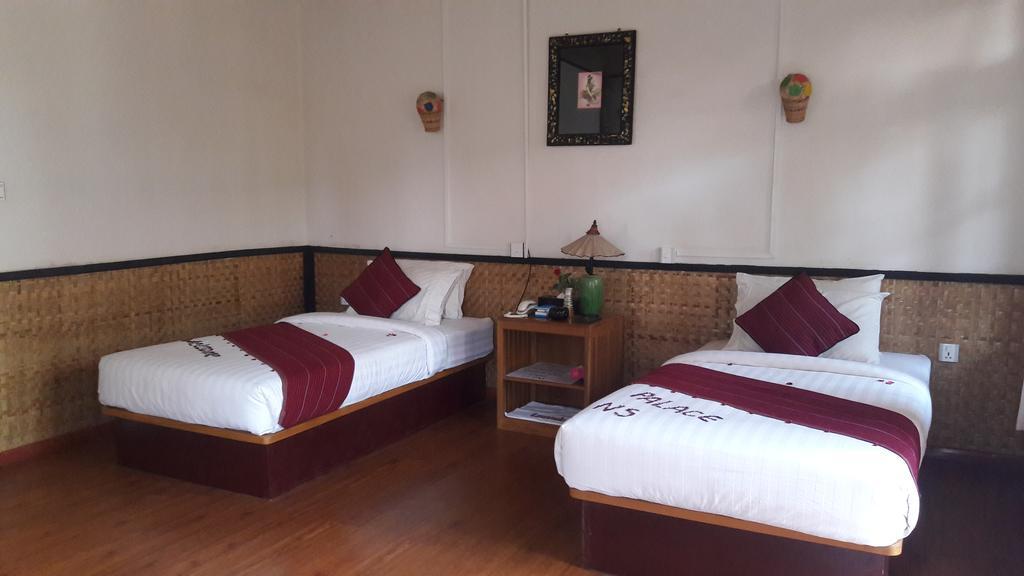 Palace Nyaung Shwe Guesthouse Extérieur photo