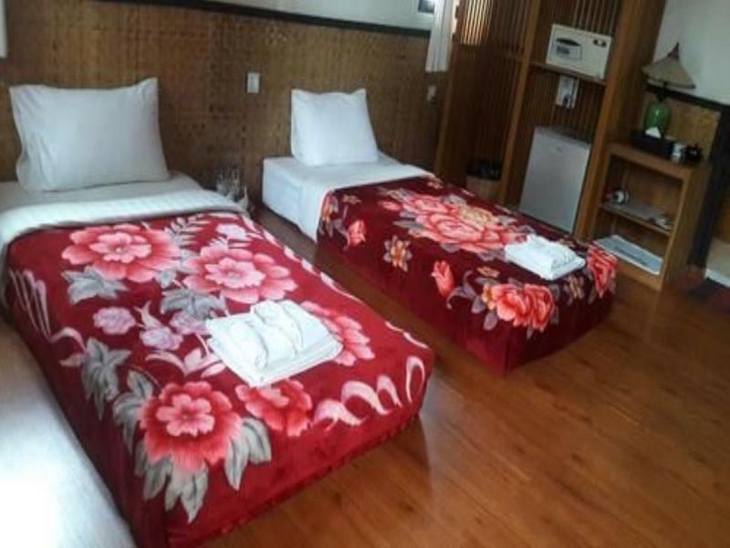 Palace Nyaung Shwe Guesthouse Extérieur photo